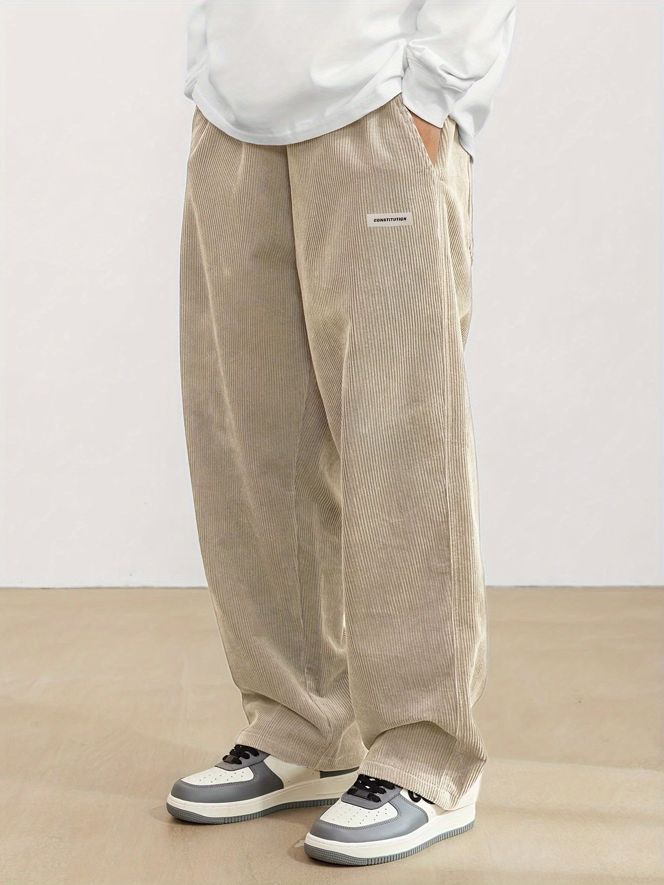 Varello – Herren Cordhose mit Geradem Bein & Taschen im Retro-Stil-Aprikose-S-HauteBerlin