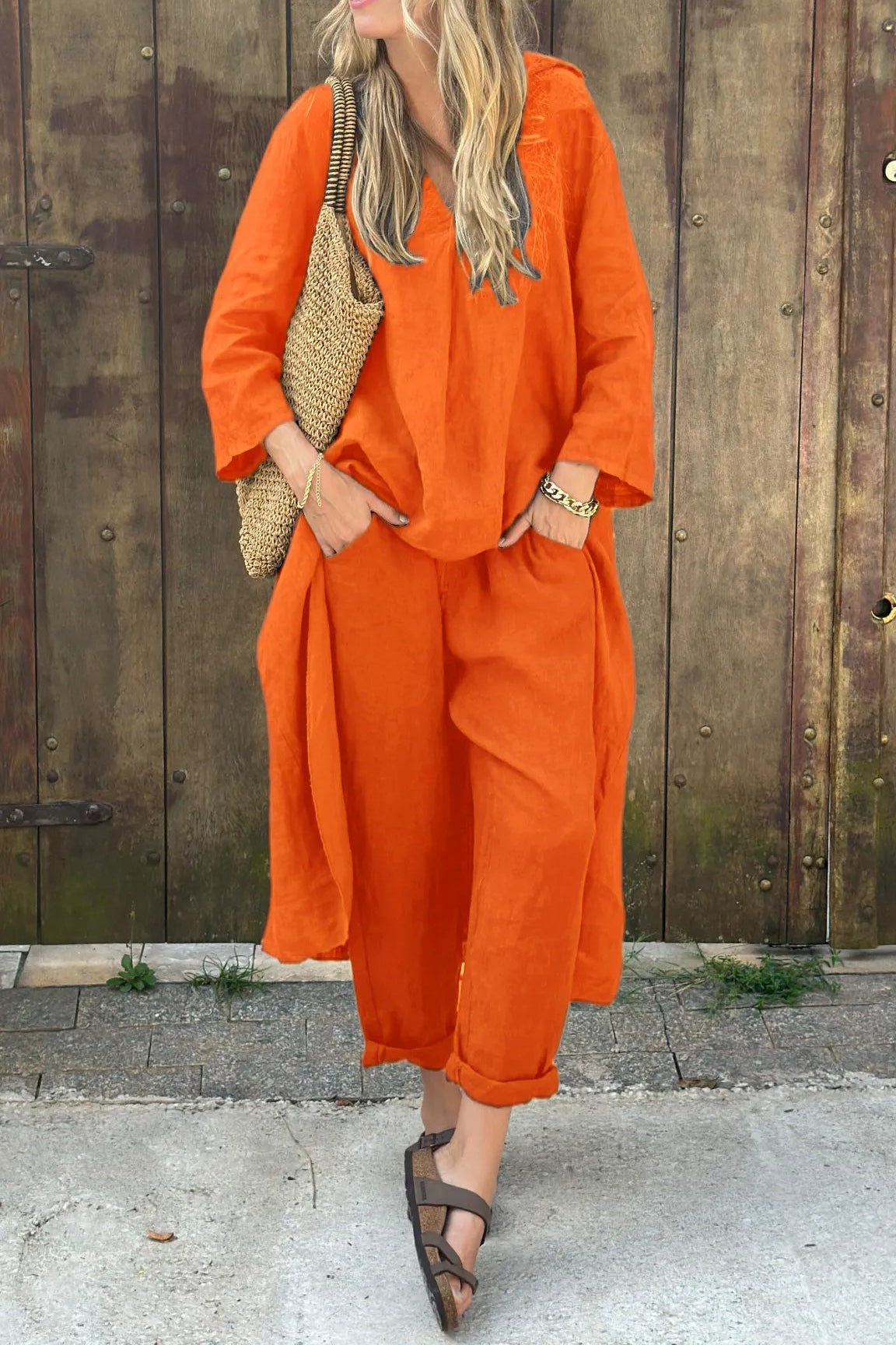 Zweiteiliges Set – Lässiges Oversize-Set aus Bluse und Hose für Damen für den Sommer-HauteBerlin