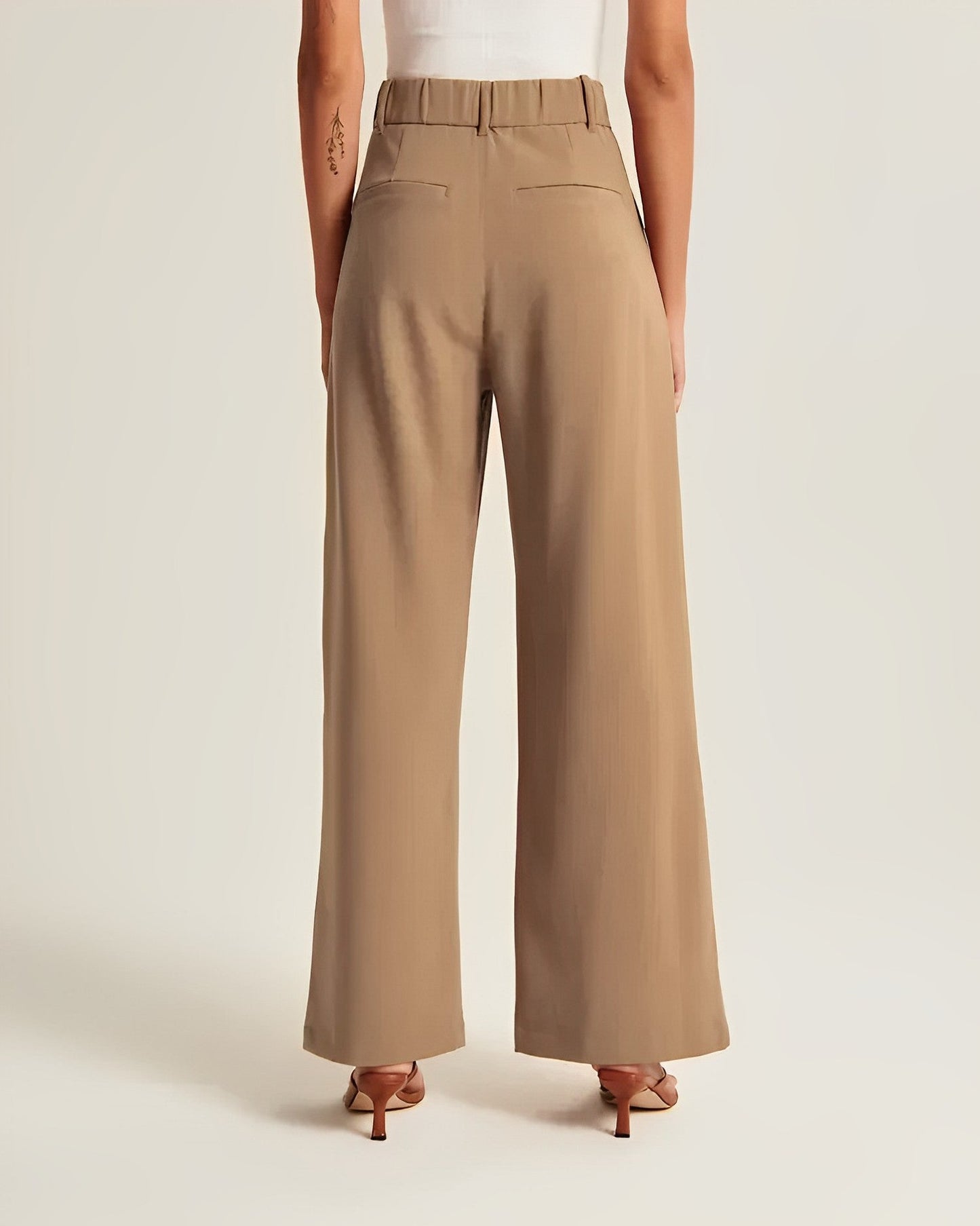 Vellessa – Elegante Damen Hose mit Weitem Bein & Maßgeschneidertem Look-HauteBerlin