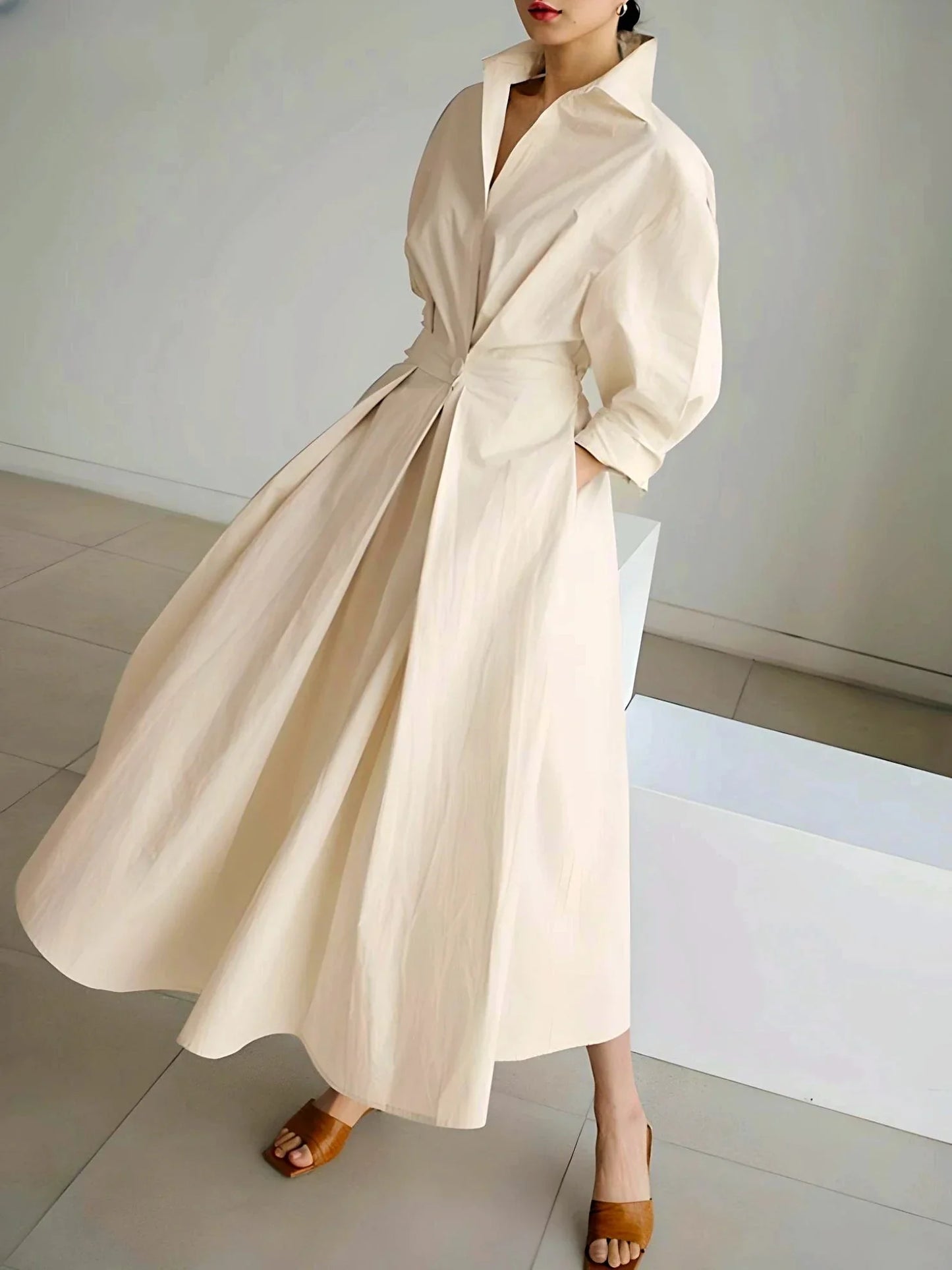 Meluría – Elegantes Damen Kleid mit Langen Ärmeln & Fließender Silhouette-HauteBerlin