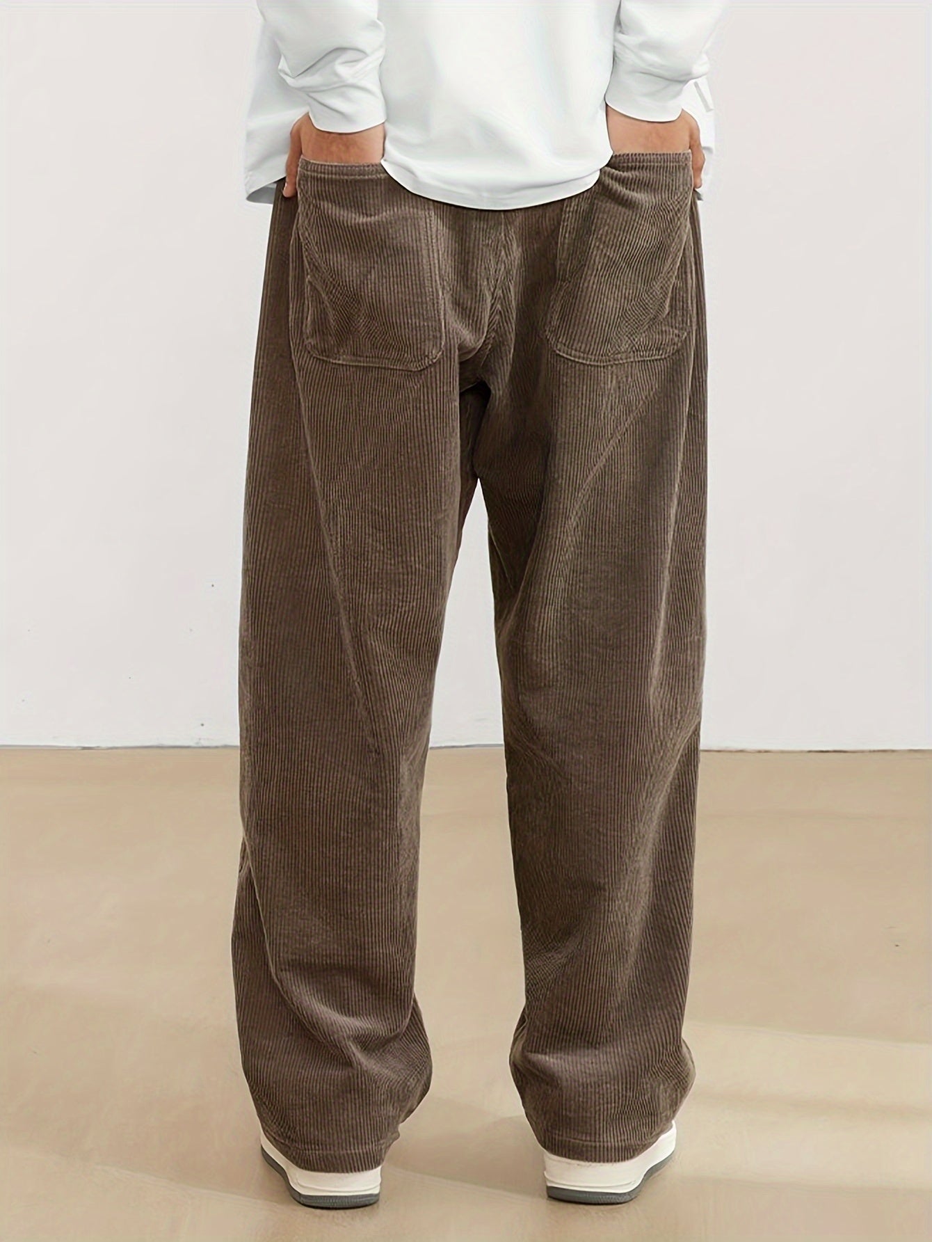 Varello – Herren Cordhose mit Geradem Bein & Taschen im Retro-Stil-HauteBerlin
