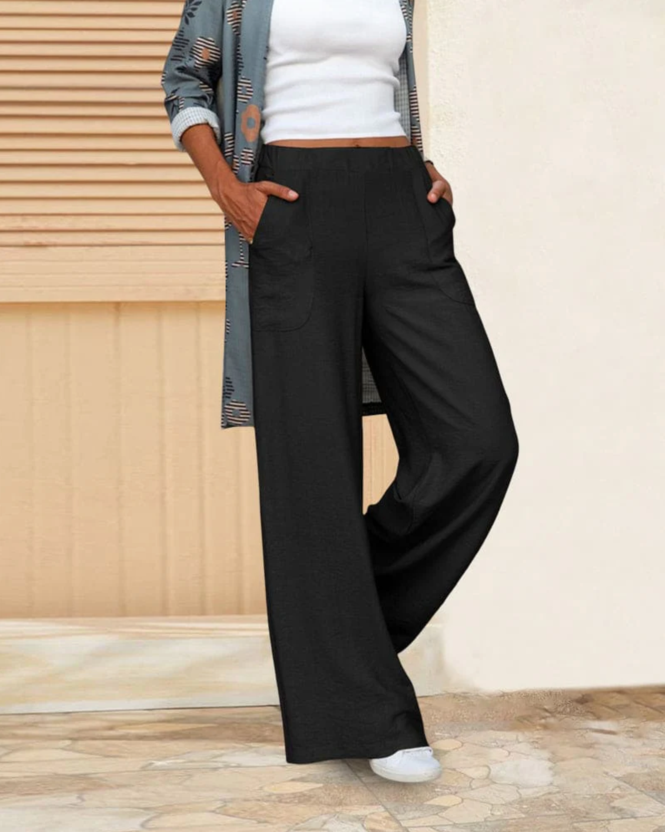 Sereluna – Damen Hose mit Mittelhohem Bund & Weitem Bein im Modernen Schnitt-HauteBerlin