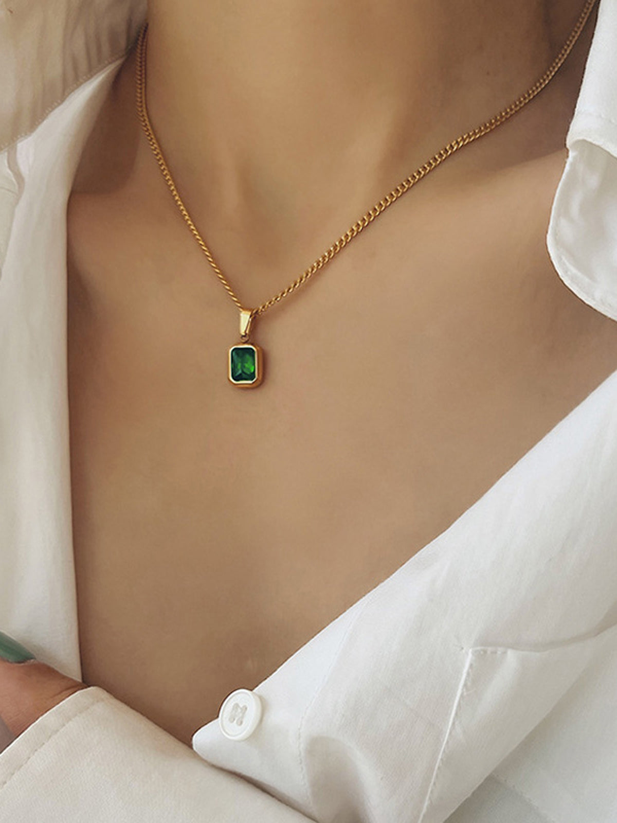 Anhänger-Halskette – Grüne Stein-Goldkette für Frauen-HauteBerlin