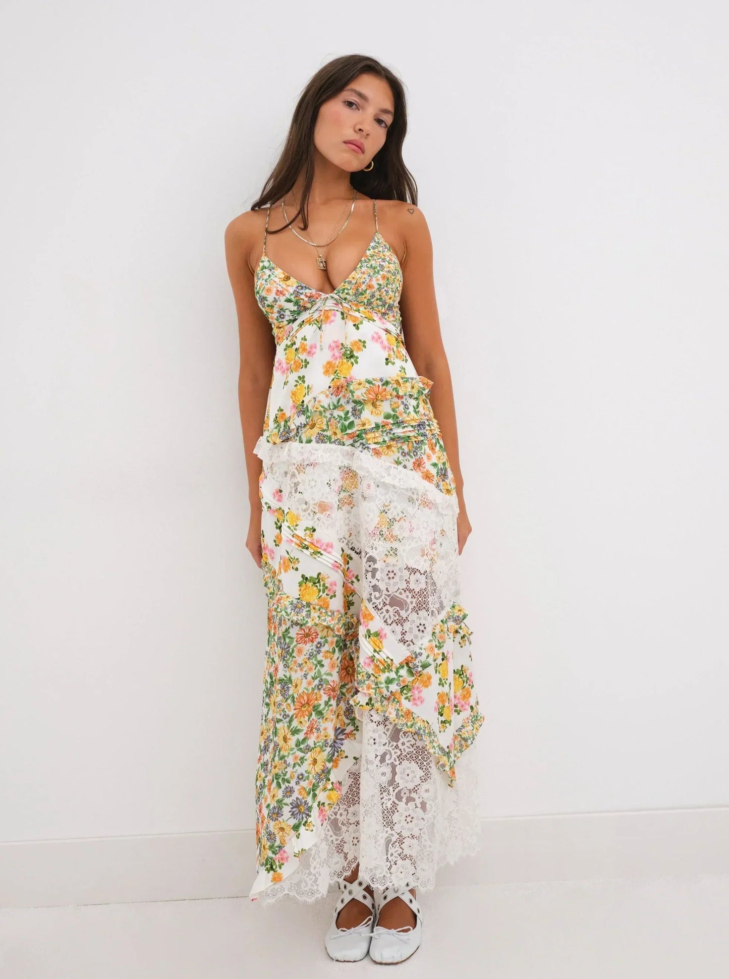 Blumenkleid | Rückenausschnitt | V-Ausschnitt | Maxikleid | Sommerkleid-HauteBerlin