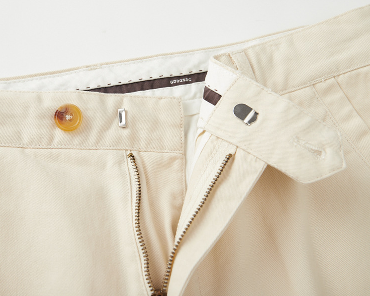 Chino-Hose – Klassische Herrenhose mit geradem Bein-HauteBerlin