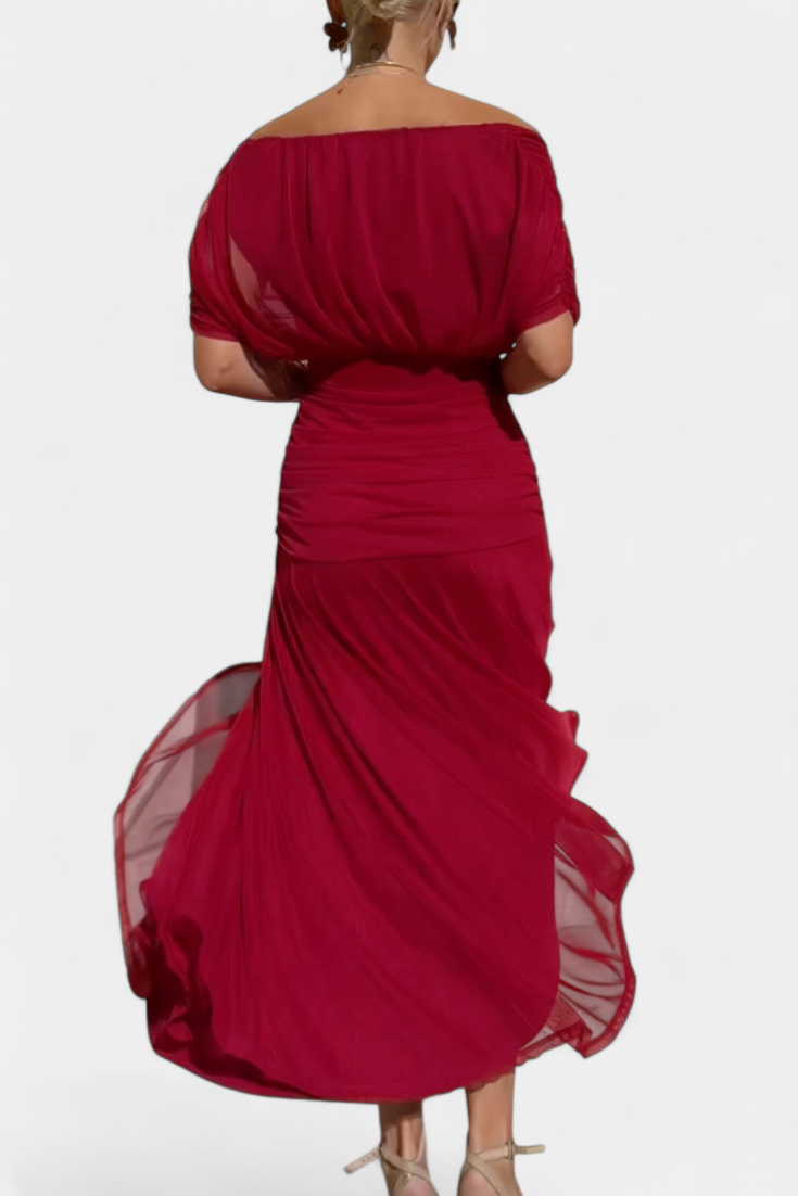 Cocktailkleid – Elegant – Fließend – Schulterfreies Kleid – Maxikleid-HauteBerlin