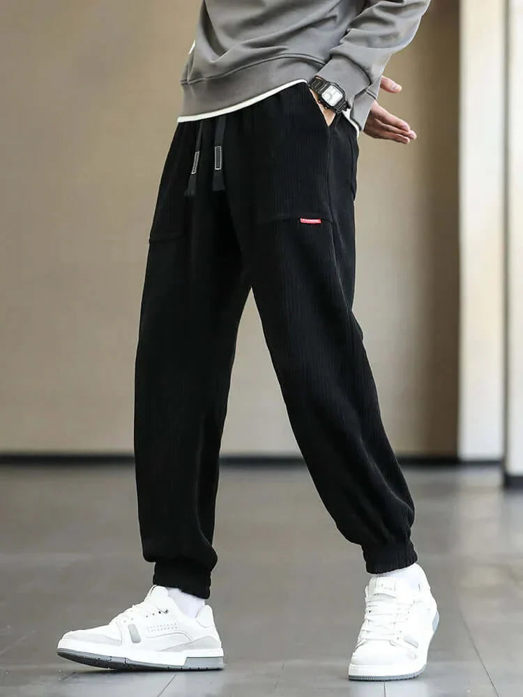 Cord-Jogginghose | Locker sitzend | Kordelzug | Jogginghose | Herrenhose-HauteBerlin