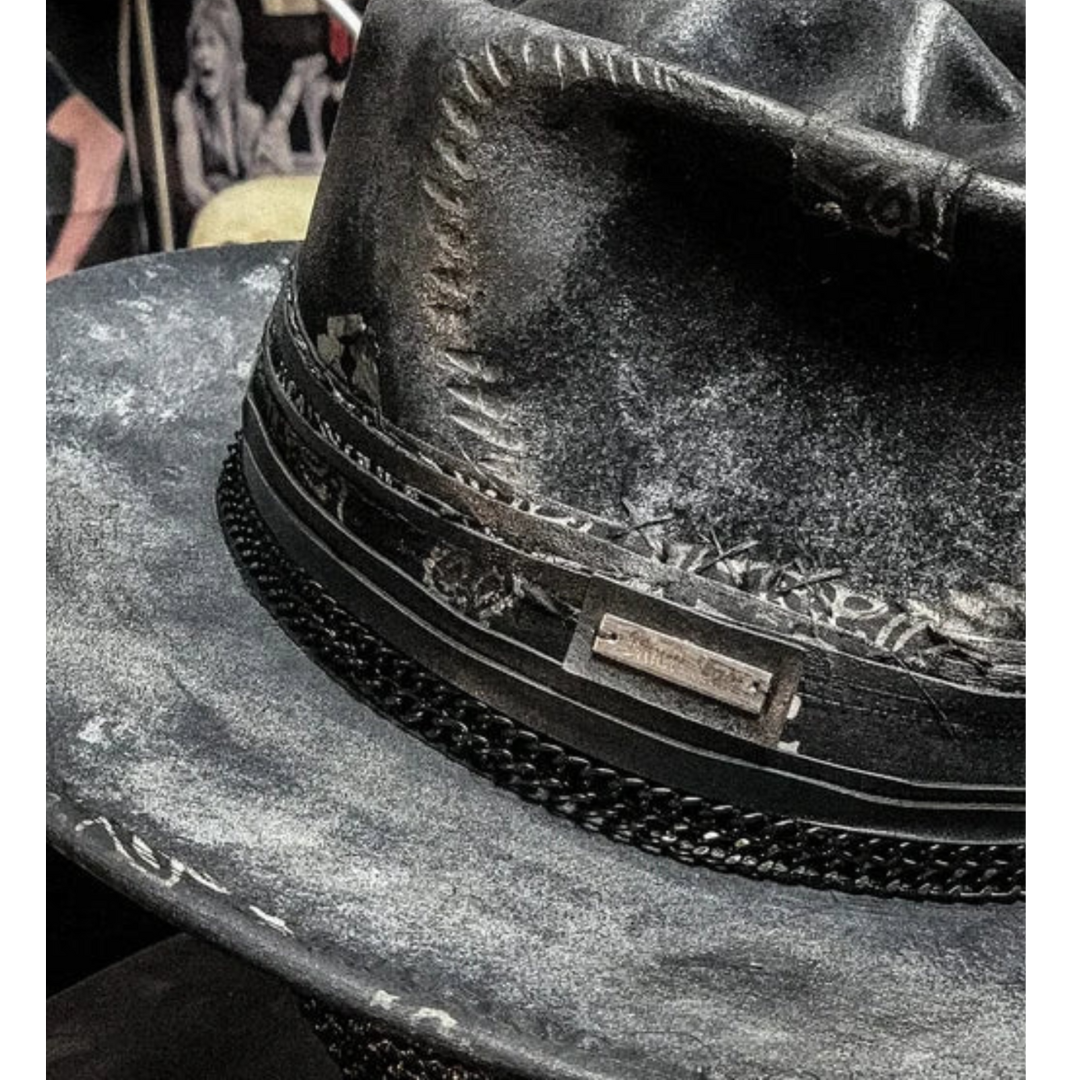 Cowboyhut - Schwarzer Totenkopf Fedora Hut mit breiter Krempe für Männer-HauteBerlin