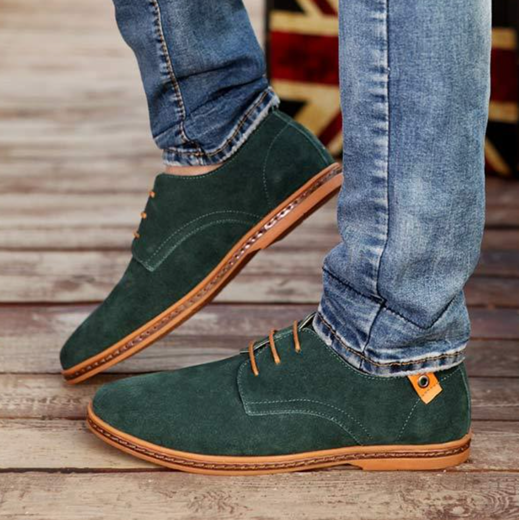Dress Shoes - Flache Herren Schnürschuhe aus Wildleder-HauteBerlin