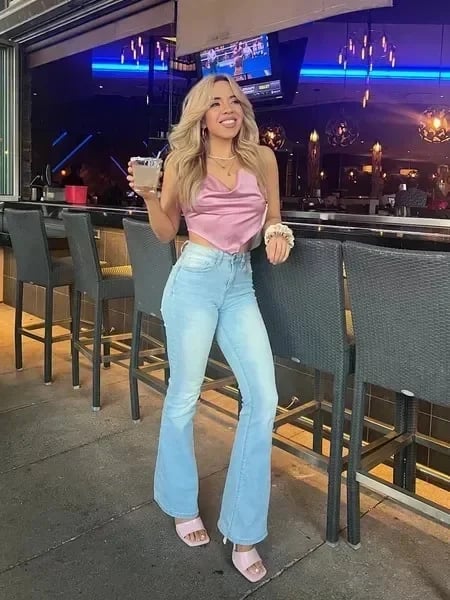Flared Jeans | Blau | Denim | Hochtaillierte Jeans | Damenjeans-HauteBerlin