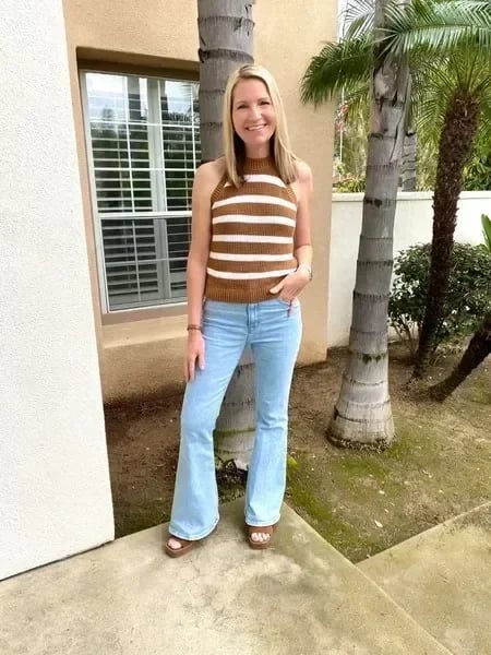 Flared Jeans | Blau | Denim | Hochtaillierte Jeans | Damenjeans-HauteBerlin