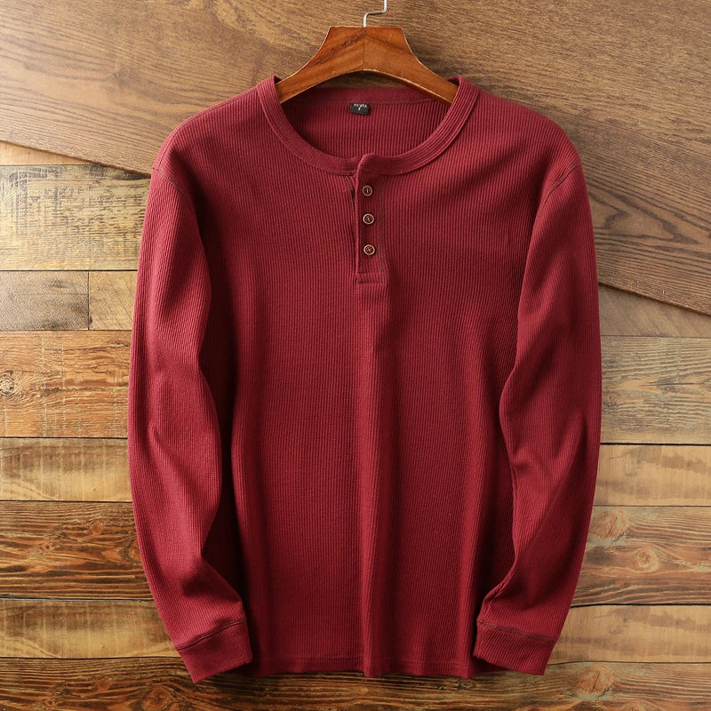 Henley Shirt – Lässiges Langarm-T-Shirt mit Knopfleiste für Männer-HauteBerlin