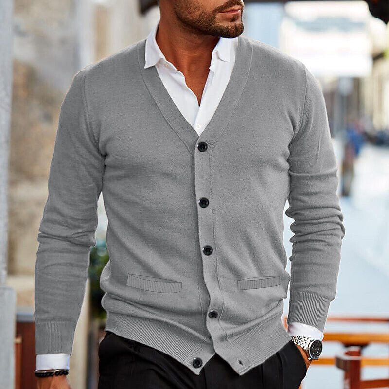 Herren-Strickjacke – V-Ausschnitt – Langarm – Strickjacke – Strickjacke mit Knöpfen-HauteBerlin