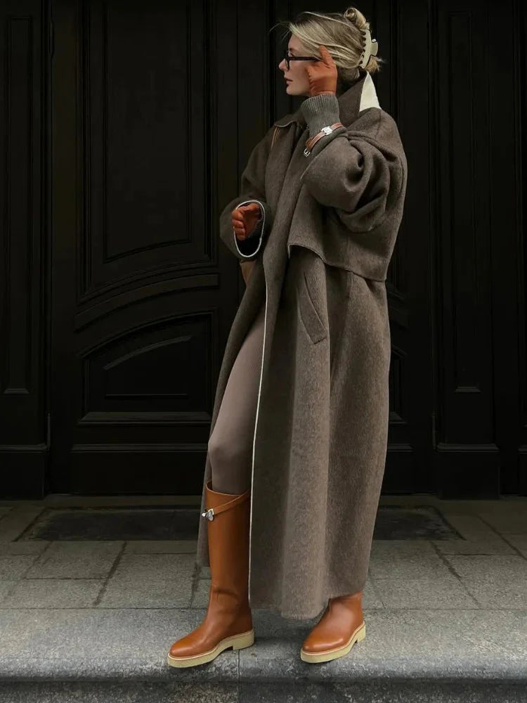Langer Wollmantel – Braun – Oversize – Trenchcoat aus Wolle – Wintermäntel und -jacken für Damen-HauteBerlin