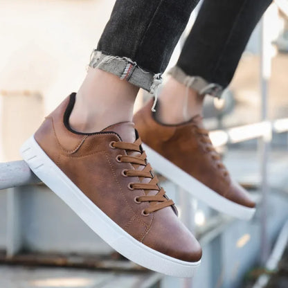 Ledersneakers | Lässig | Schnürsenkel | Trendy Sneakers | Herrensneakers-HauteBerlin