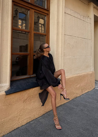 Minikleid - Langärmeliges schwarzes Chiffonkleid-HauteBerlin