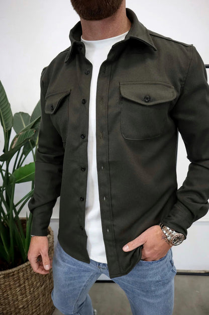 Overshirt – Langärmliges Herrenhemd mit Brusttaschen und Knöpfen-HauteBerlin