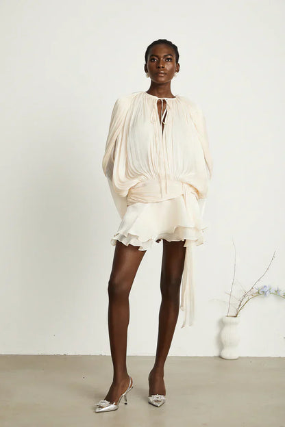 Plissee-Kleid - Langärmeliges Minikleid für Frauen-HauteBerlin