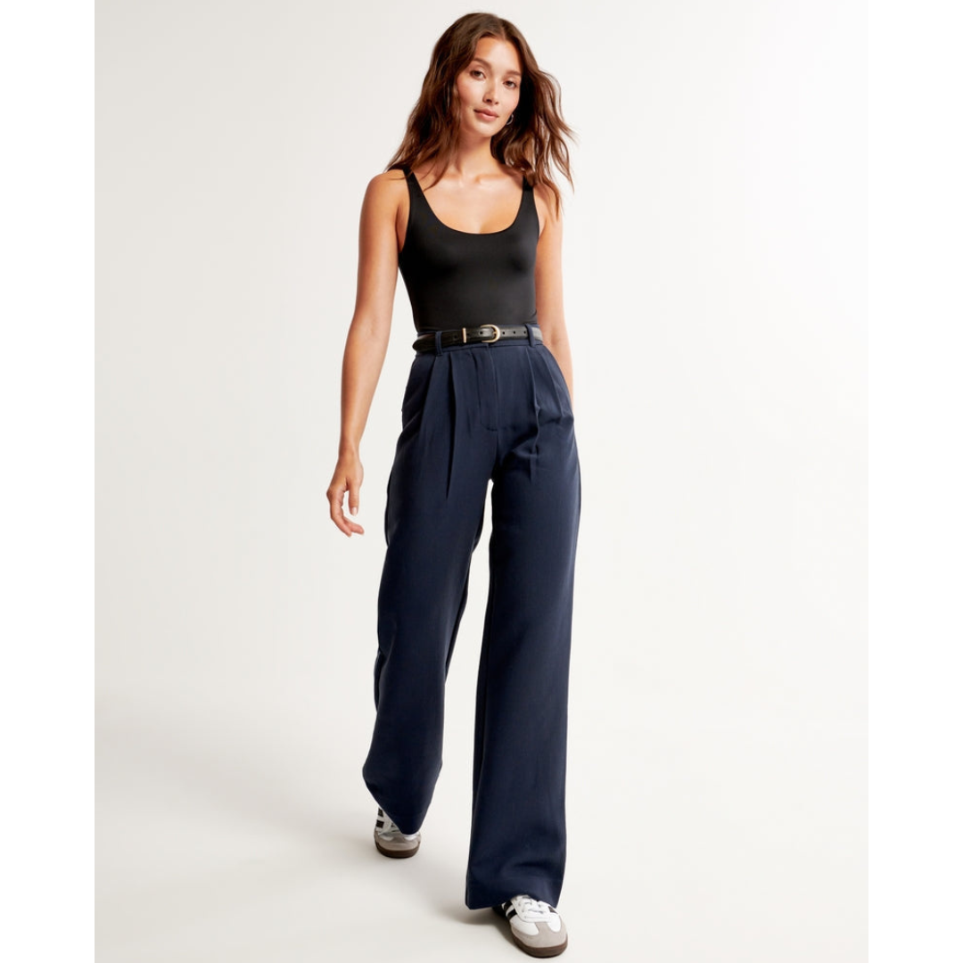 Plisseehose – Stylisch – Hohe Taille – Weite Hosenbeine – Damenhose-HauteBerlin