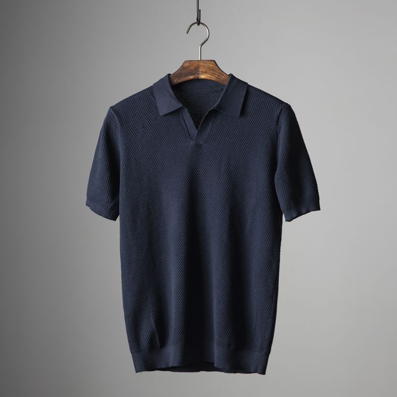 Polo T-Shirt | Kurzarm | V-Ausschnitt | Knopfloses Polo | Polohemden-HauteBerlin