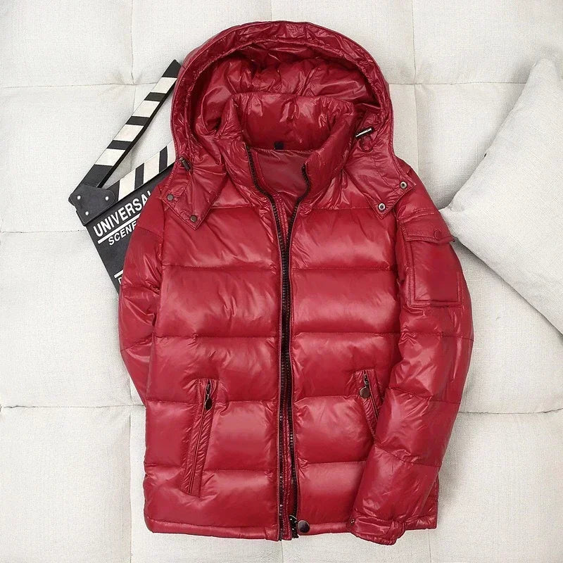Puffer Jacke | Kurz | Mit Kapuze | Glänzende Herren-Daunenjacke | Winterjacke für Herren-HauteBerlin
