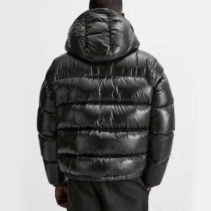 Pufferjacke – Schwarze Winter-Daunenjacke mit Kapuze für Männer-HauteBerlin