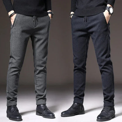 Schmal geschnittene Jogginghose – Lässige Skinny-Hose mit Kordelzug für Männer-HauteBerlin