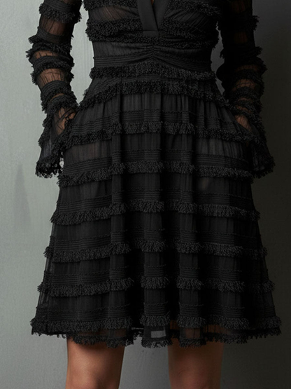 Schwarzes Kleid - Langes Kleid mit durchsichtigen Ärmeln-HauteBerlin