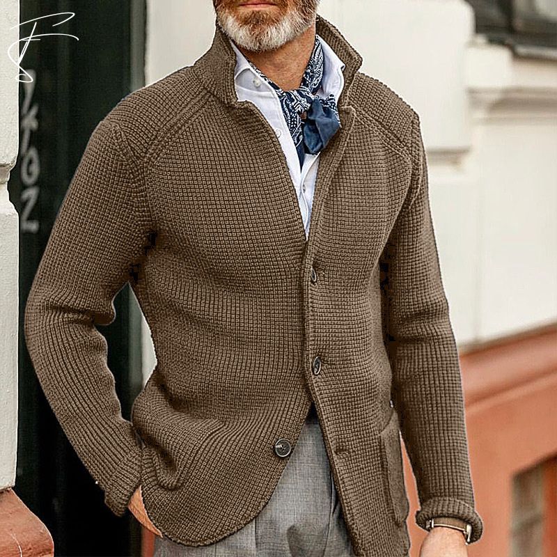 Strickjacke mit Knöpfen – Strickjacke – Taschen – Grob gestrickte Strickjacke – Herrenjacke-HauteBerlin