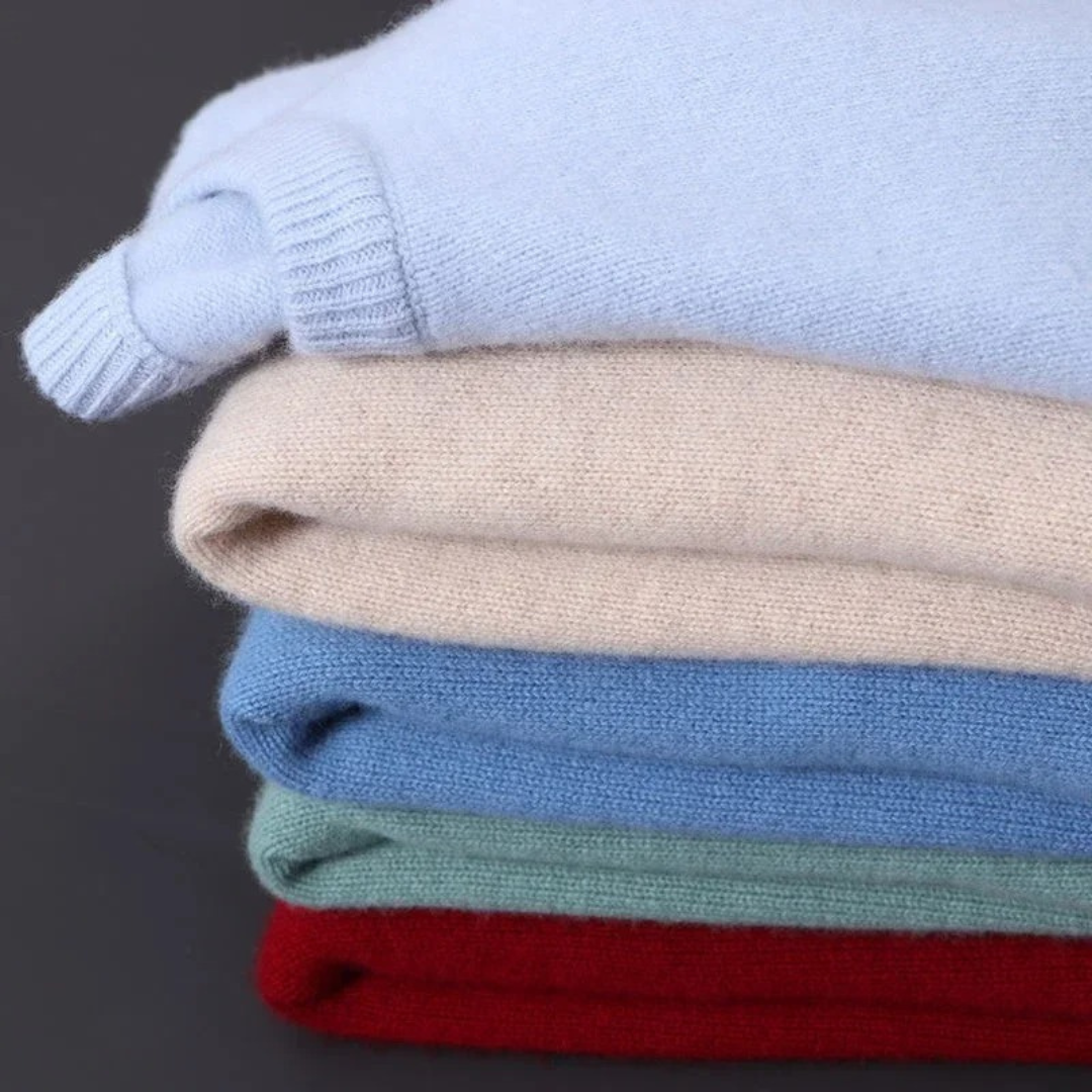 Strickpullover – Einfarbiger Strickpullover mit Rundhalsausschnitt für Männer für den Winter-HauteBerlin