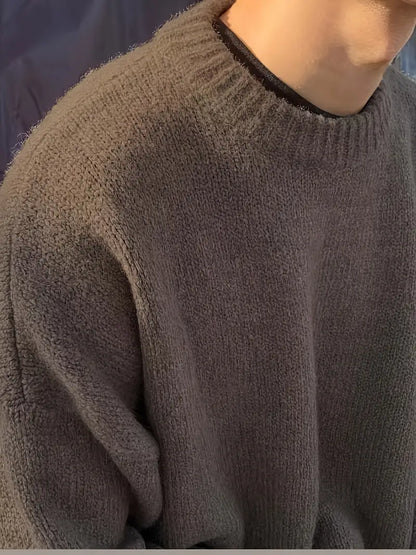 Strickpullover – Herrenpullover mit Rundhalsausschnitt und lockerer Passform-HauteBerlin
