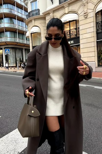 Winter-Trenchcoat | Braun | Zweireihiger langer Mantel | Wintermantel für Frauen-HauteBerlin