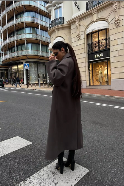 Winter-Trenchcoat | Braun | Zweireihiger langer Mantel | Wintermantel für Frauen-HauteBerlin
