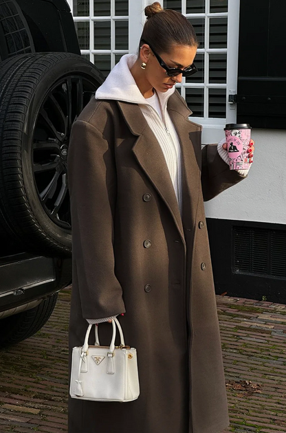 Winter-Trenchcoat | Braun | Zweireihiger langer Mantel | Wintermantel für Frauen-HauteBerlin