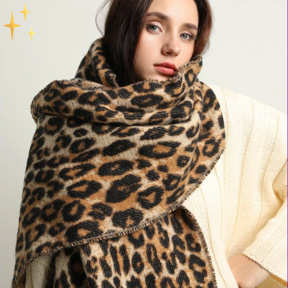 Winterschal – warmer, großer Wollschal mit Leopardenmuster für Damen-HauteBerlin