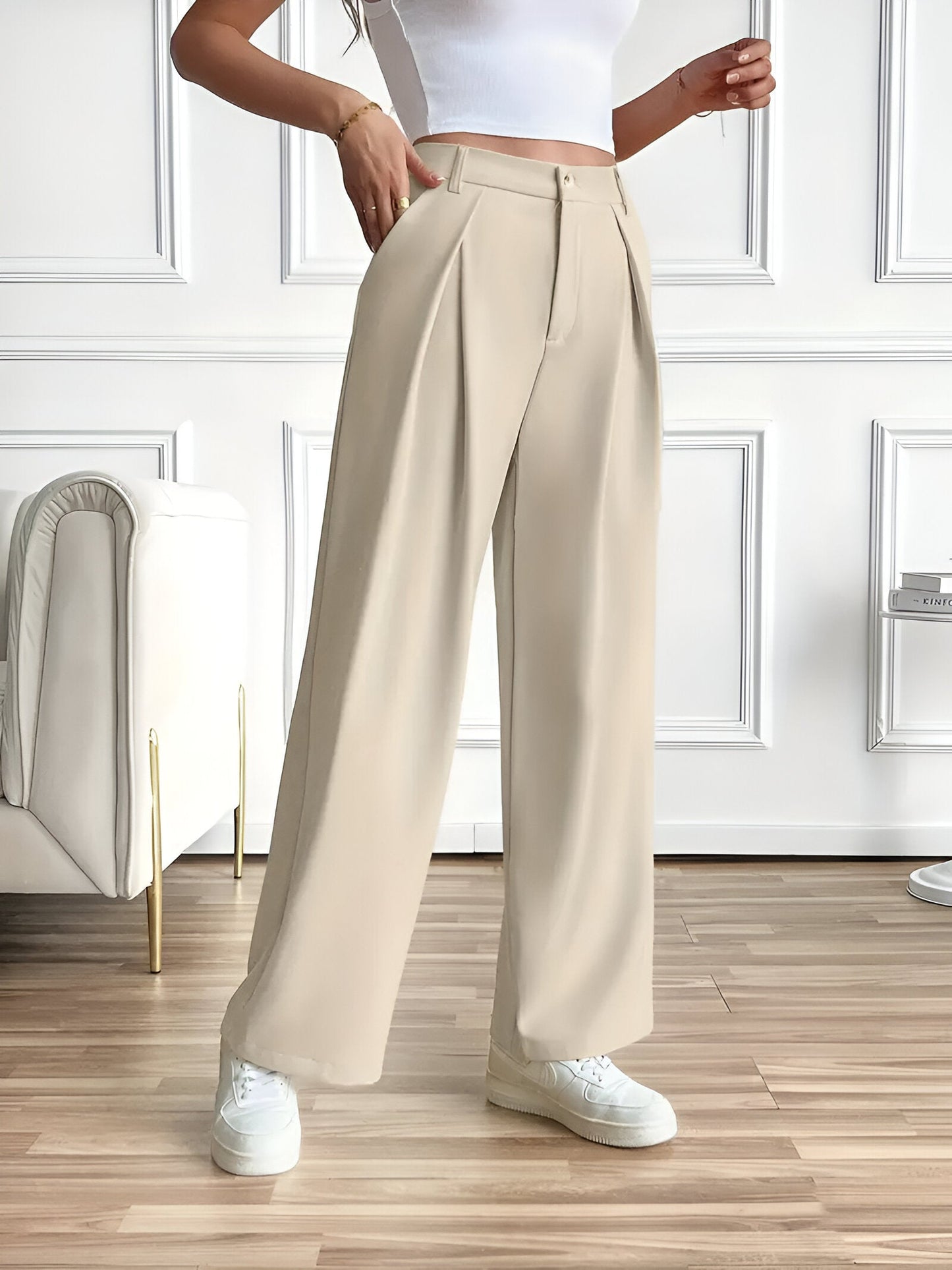 Velmira – Damen Elegante Hose mit Geradem Bein, Faltenwurf & Seitentaschen-Weizenfarbig-XS-HauteBerlin